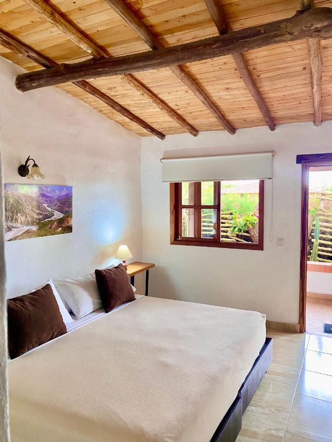 לוס סאנטוס Hotel Boutique Santa Clara Mesa De Los Santos מראה חיצוני תמונה