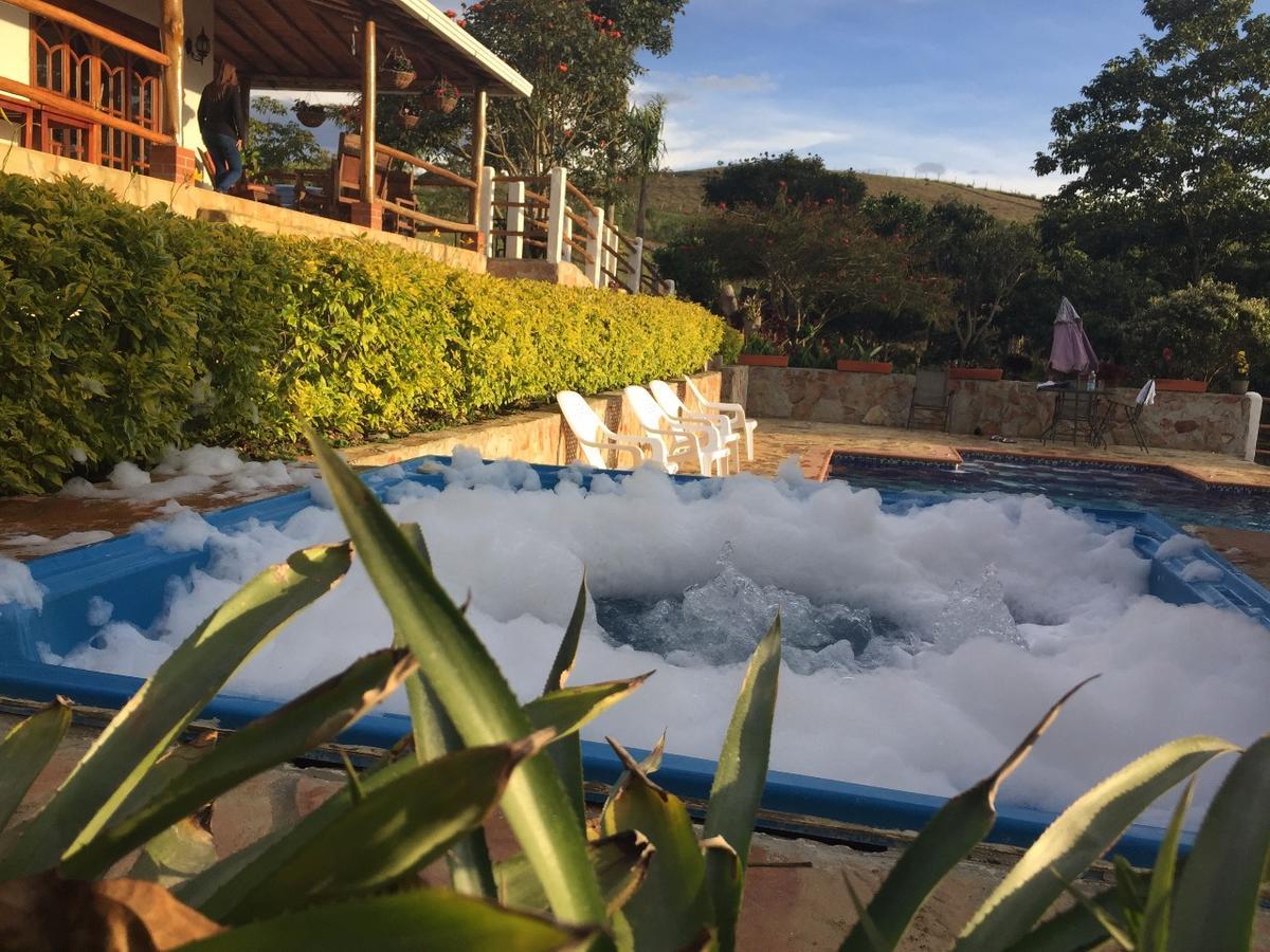 לוס סאנטוס Hotel Boutique Santa Clara Mesa De Los Santos מראה חיצוני תמונה